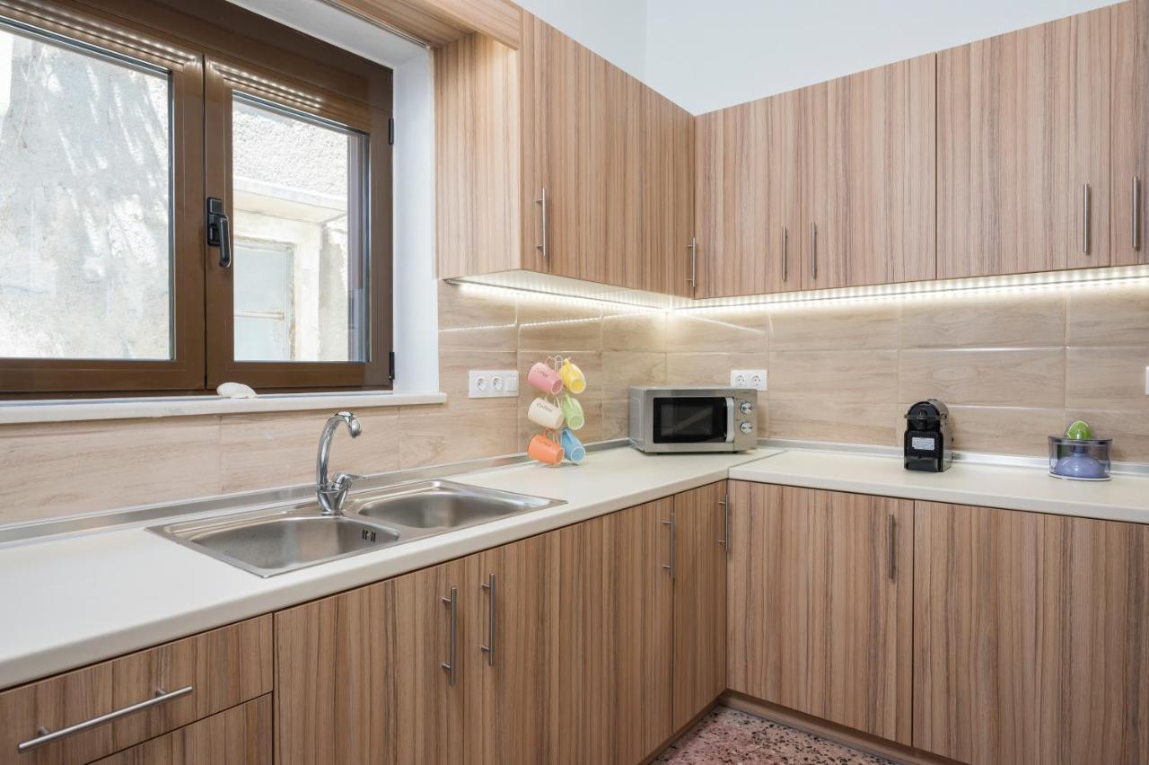 Crescendo City House Ханья Экстерьер фото